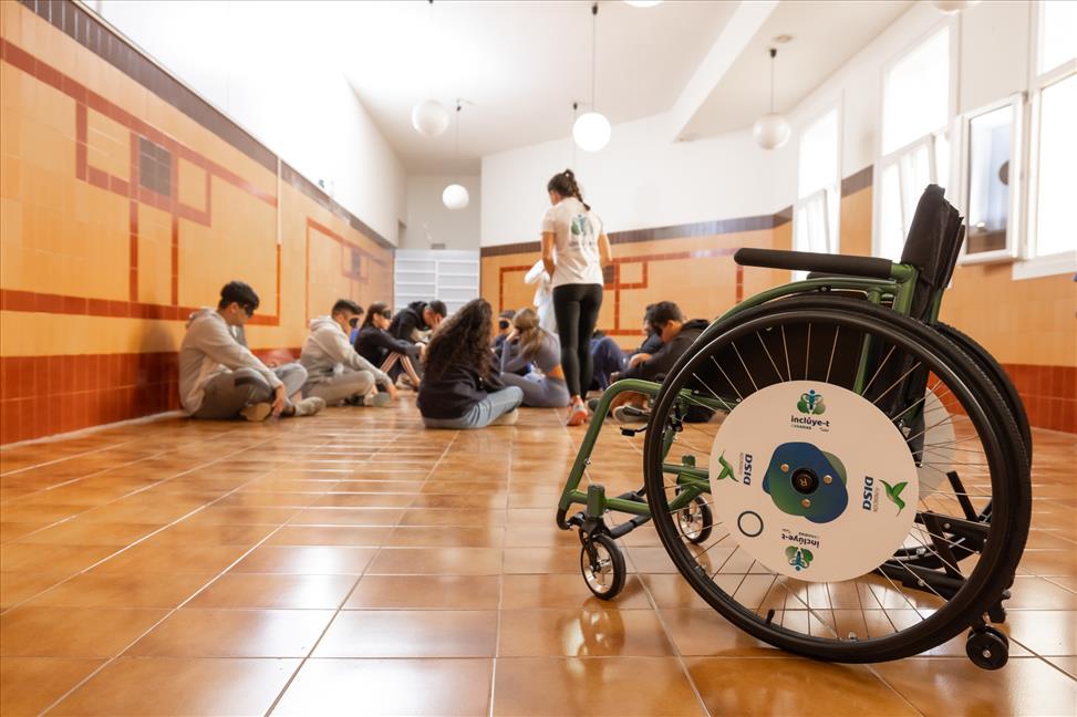 Inclúye-t Canarias de Fudnación DISA llega a la Universidad del Atlántico Medio (2).jpg